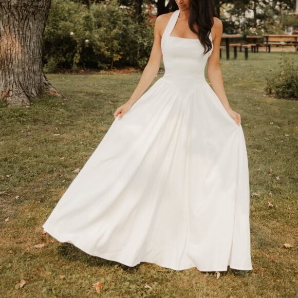 HEIRESS BEVERLY HILLS - White - Halter contour flowy maxi dress - XXS - Picture 5 of 7